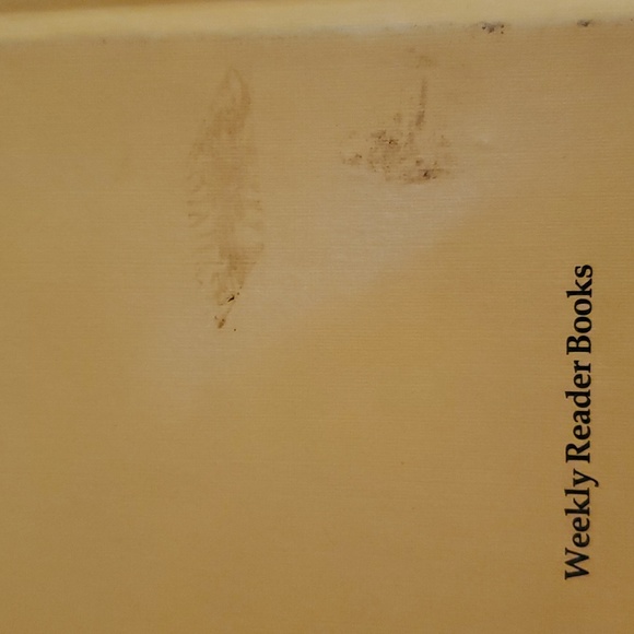 Vintage 1977, NORA and Mrs. Mind-Your-Own-Business (Weekly Reader) Hardcover - Picture 10 of 16